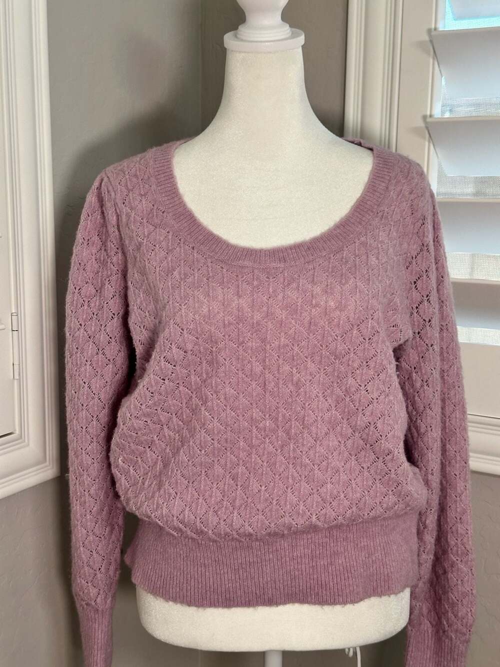 Old Navy Pointelle Scoop Neck Sweater Size M Purple Wool Blend